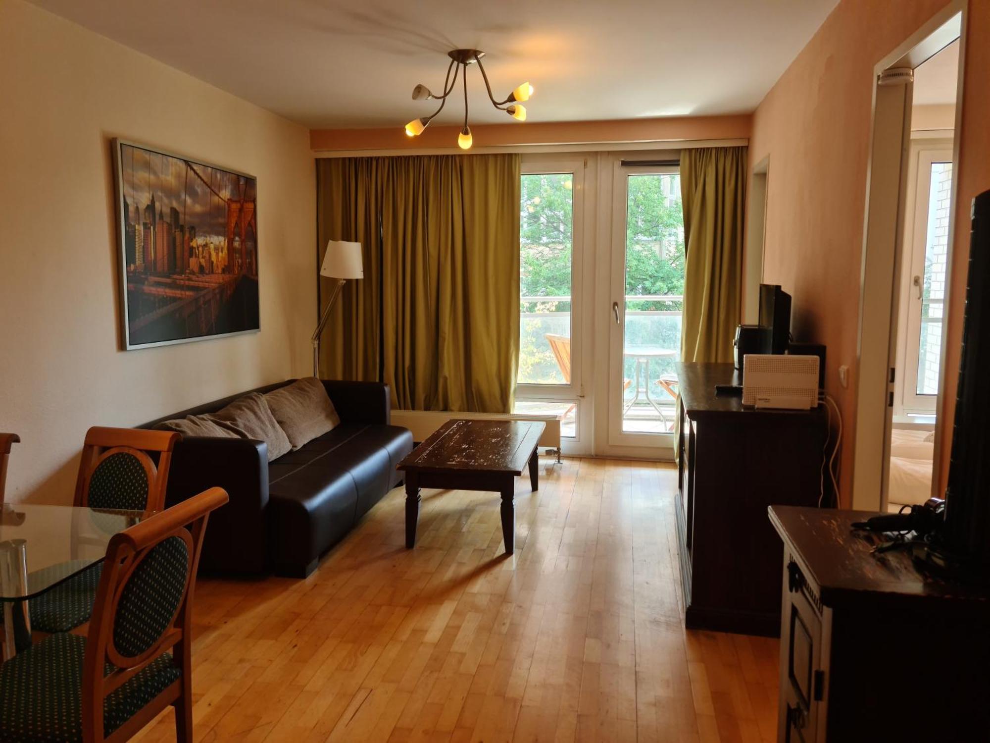 Topdomizil Apartments Checkpoint Plaza — Photos 1